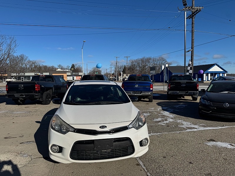 Kia Forte 5-Door SX 2015