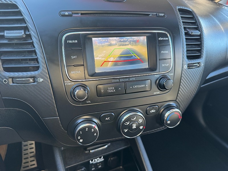 Kia Forte 5-Door SX 2015