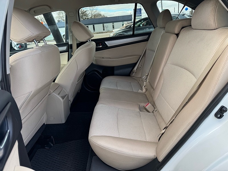 Subaru Outback 2.5i Premium 2015