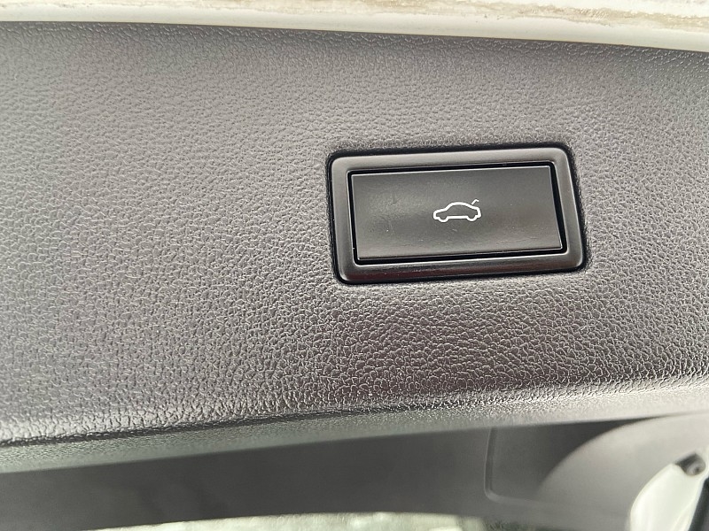 Volkswagen Tiguan SEL 4Motion AWD 2018