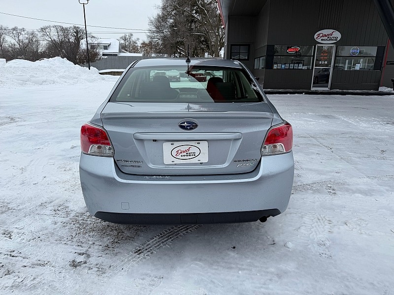 Subaru Impreza 2.0i PZEV CVT 4-Door 2016