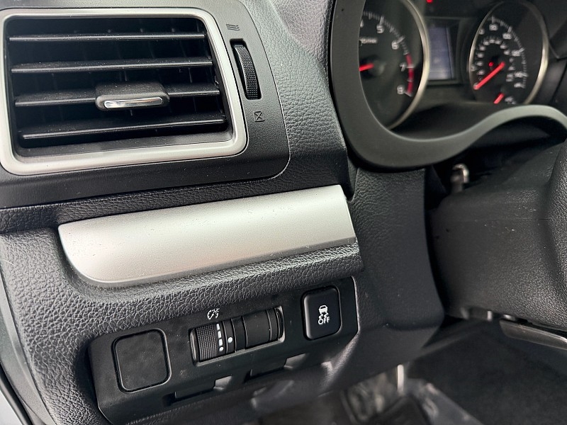 Subaru Impreza 2.0i PZEV CVT 4-Door 2016