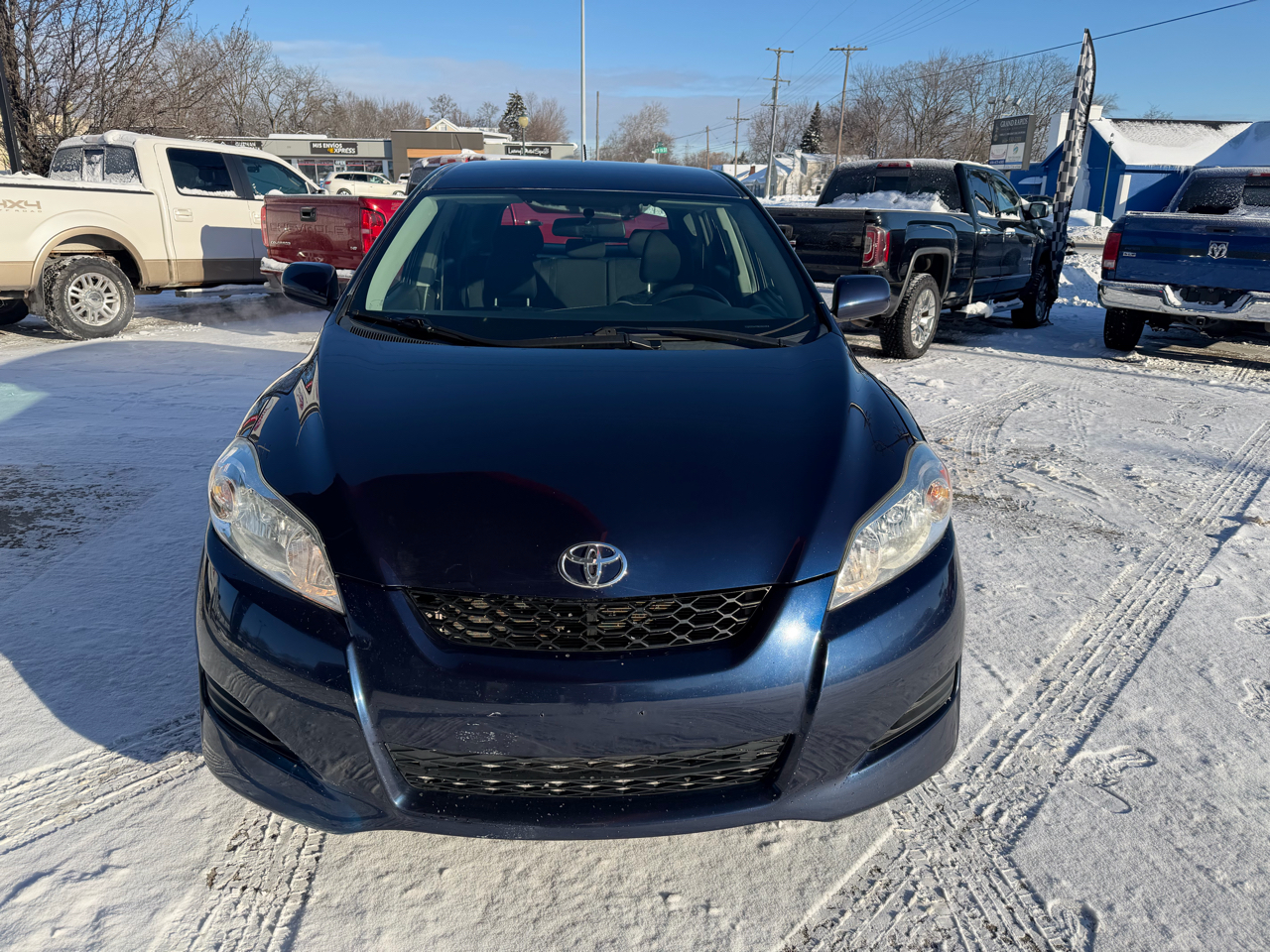 Toyota Matrix Base 4-Speed AT 2010