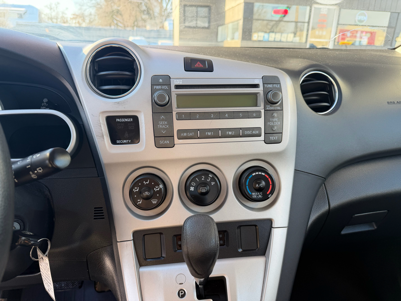 Toyota Matrix Base 4-Speed AT 2010