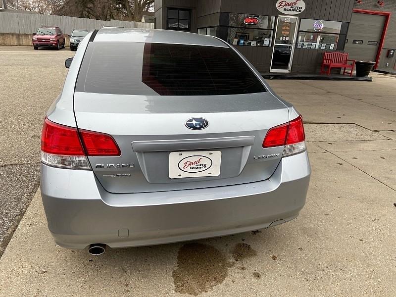 Subaru Legacy 2.5i Premium 2012