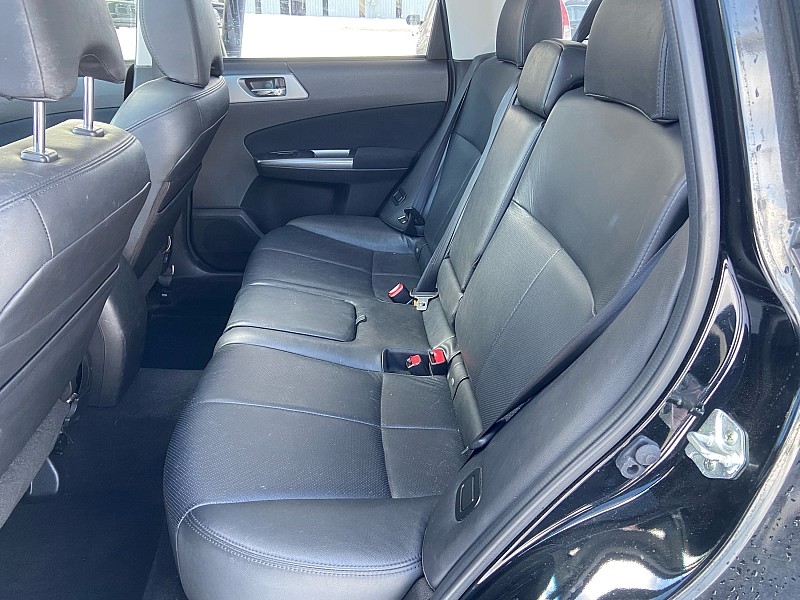 Subaru Forester 2.5X Limited 2012