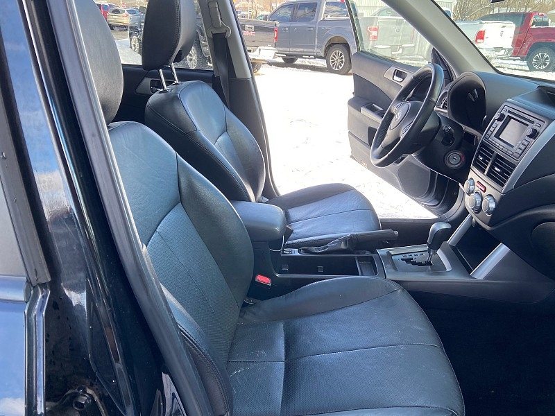 Subaru Forester 2.5X Limited 2012