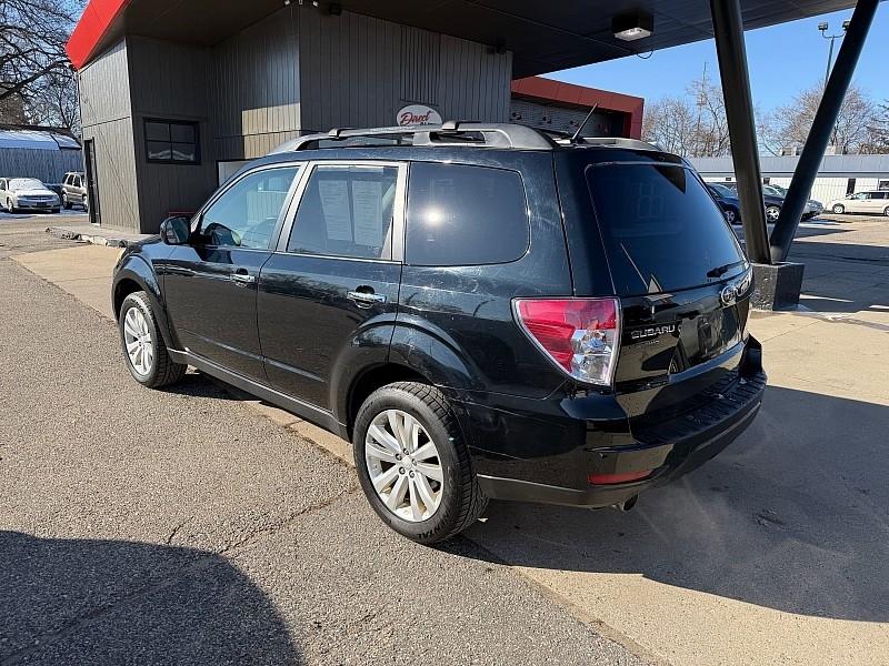 Subaru Forester 2.5X Limited 2012