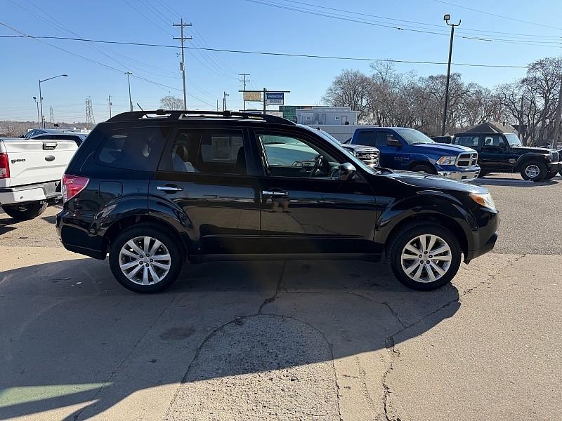 Subaru Forester 2.5X Limited 2012