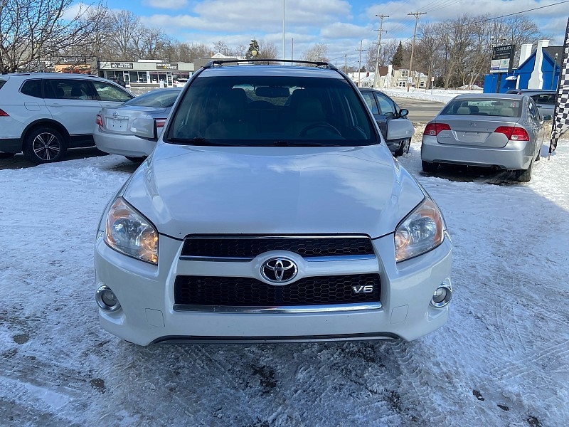 Toyota RAV4 Limited V6 4WD 2011