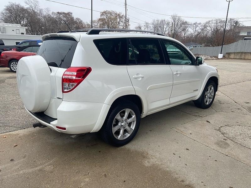 Toyota RAV4 Limited V6 4WD 2011