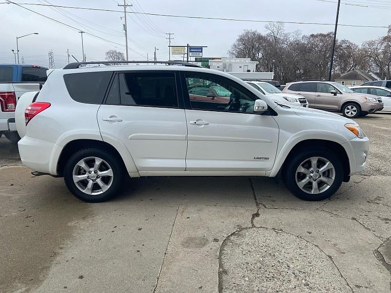 Toyota RAV4 Limited V6 4WD 2011