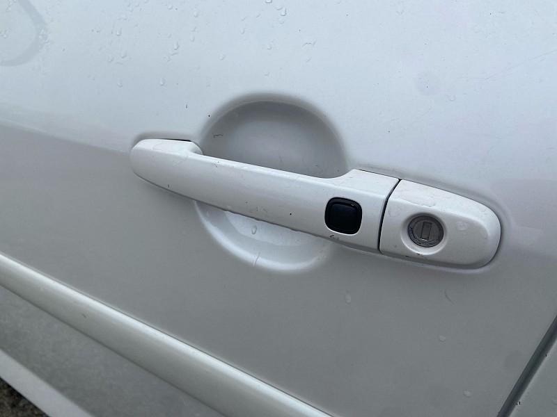 Toyota RAV4 Limited V6 4WD 2011