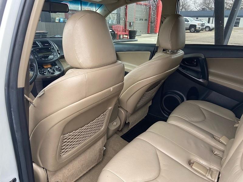 Toyota RAV4 Limited V6 4WD 2011