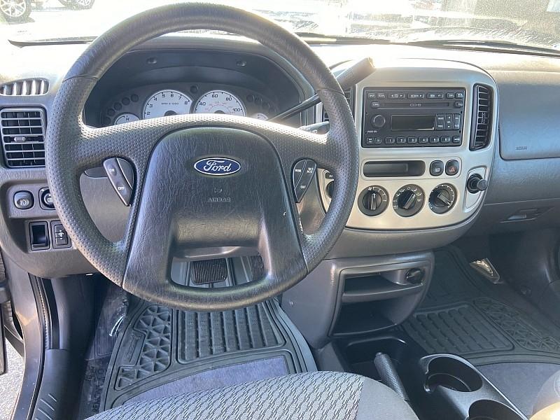 Ford Escape XLT Popular 2 4WD 2003