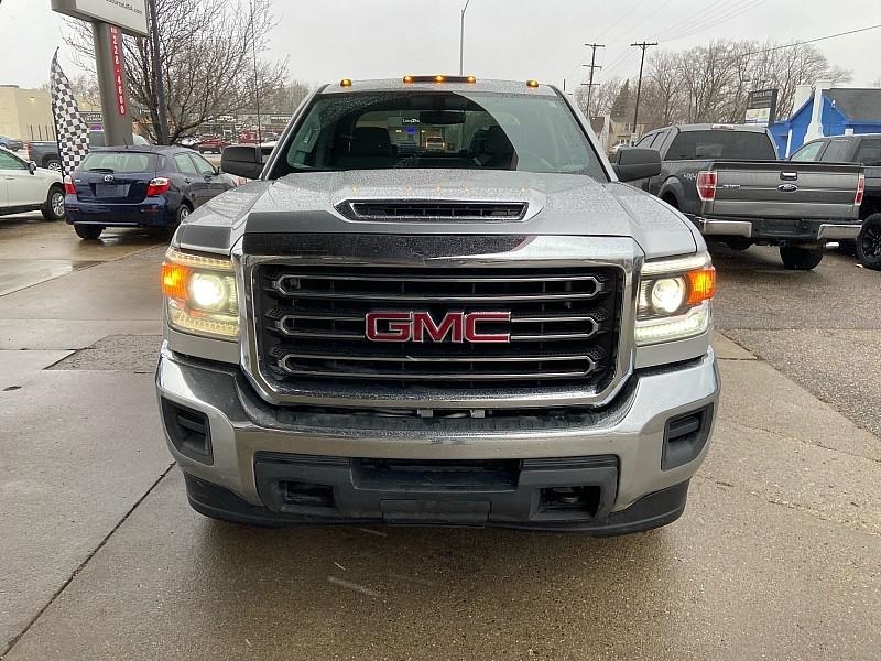 GMC Sierra 2500HD Base Crew Cab 4WD 2019