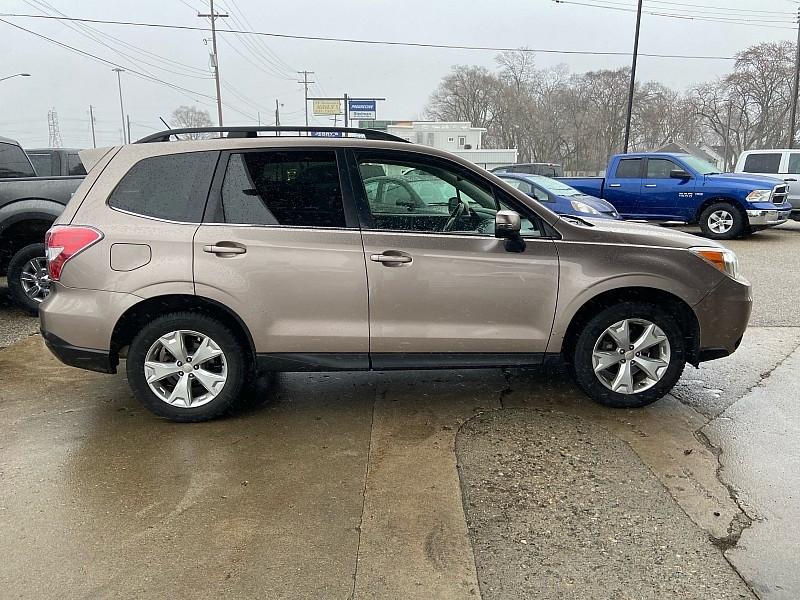 Subaru Forester 2.5i Touring 2014