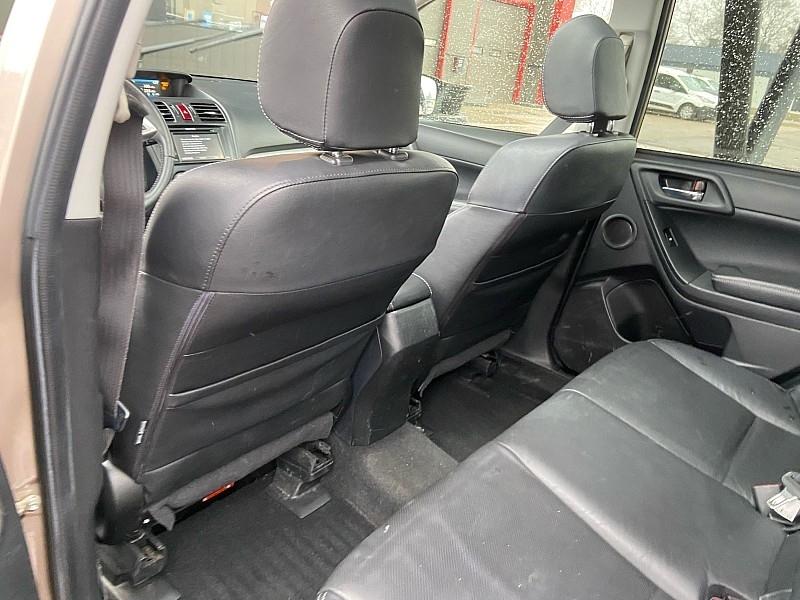 Subaru Forester 2.5i Touring 2014