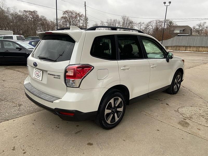 Subaru Forester 2.5i Premium PZEV CVT 2017