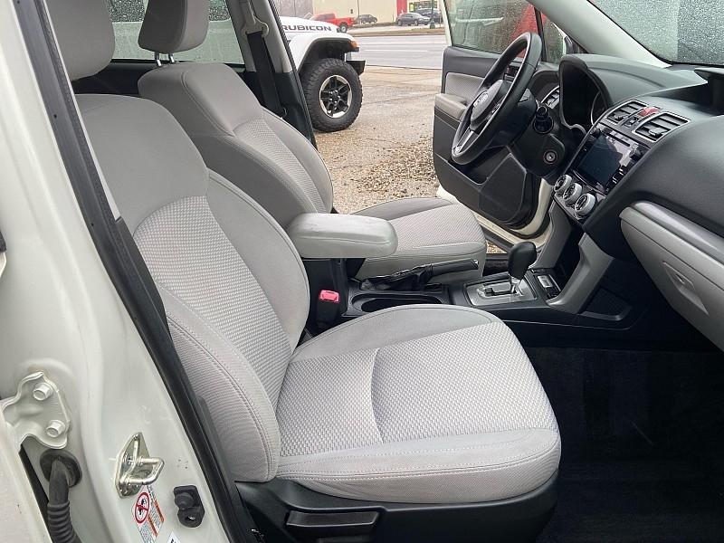 Subaru Forester 2.5i Premium PZEV CVT 2017