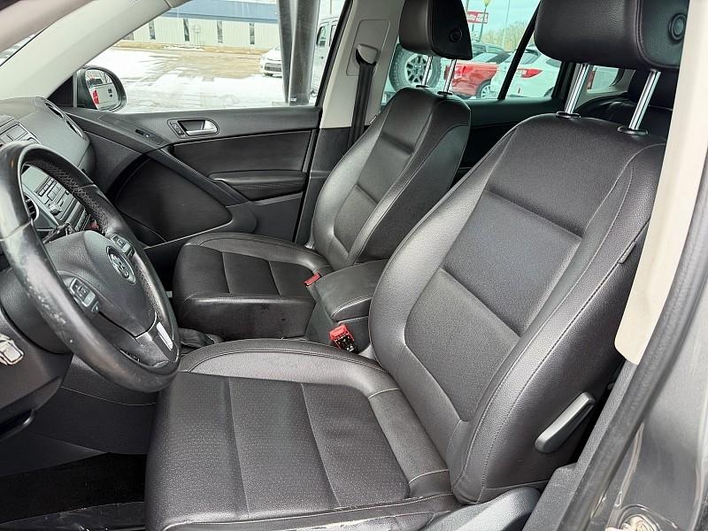 Volkswagen Tiguan S 2014