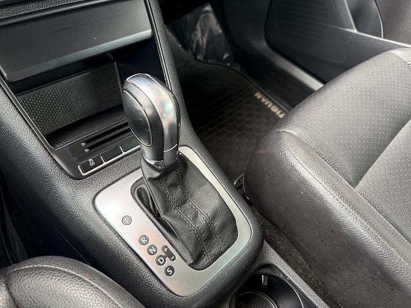 Volkswagen Tiguan S 2014