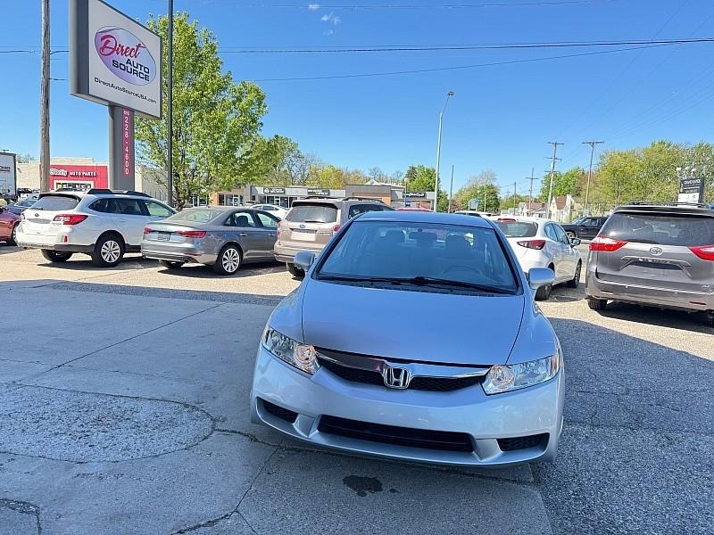 Honda Civic LX Sedan 5-Speed AT 2009