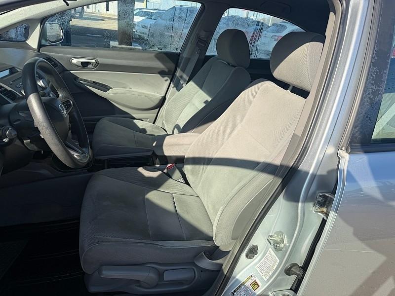 Honda Civic LX Sedan 5-Speed AT 2009