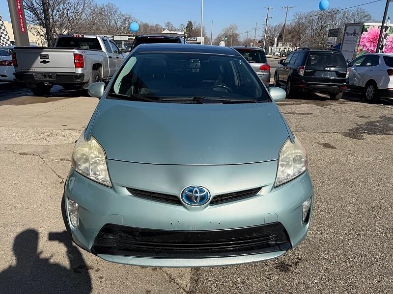 Toyota Prius Prius V 2012