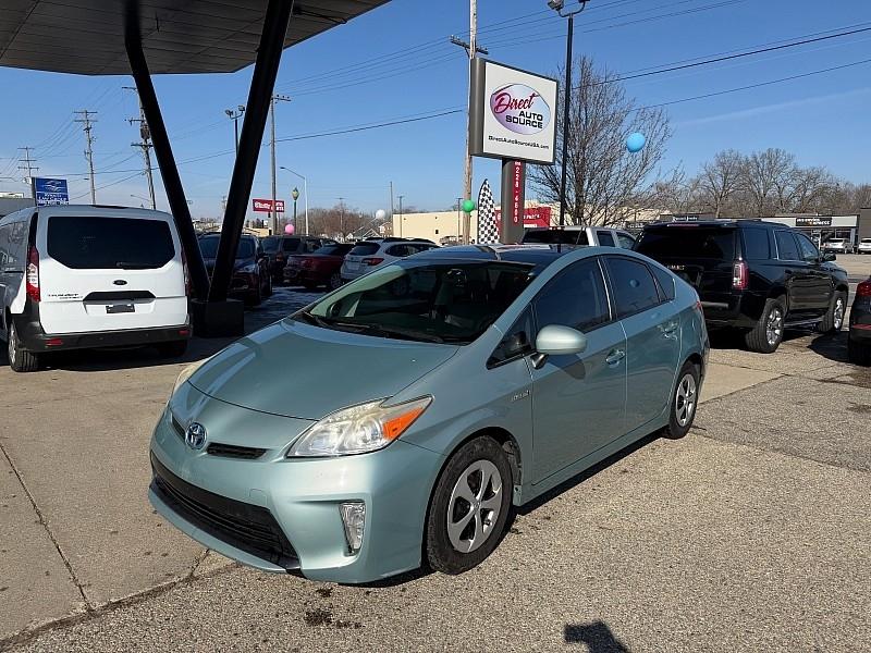 Toyota Prius Prius V 2012