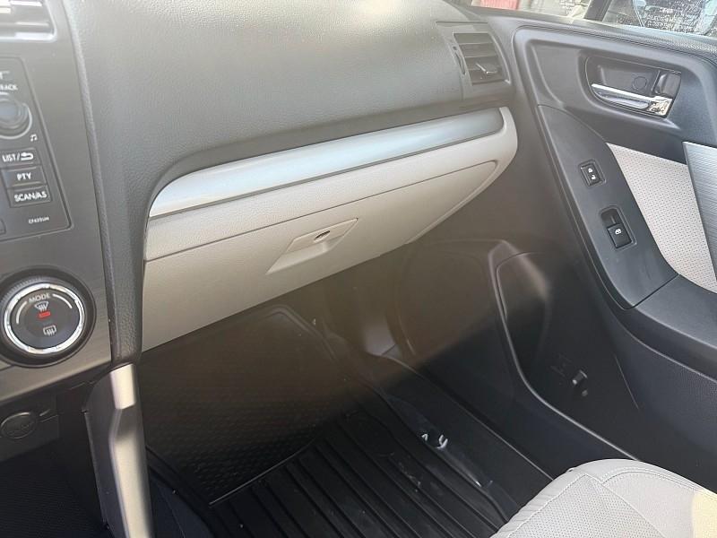 Subaru Forester 2.5i Limited 2014