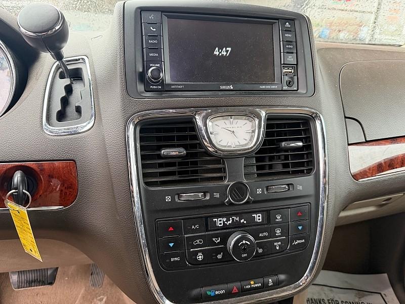 Chrysler Town & Country Touring 2015