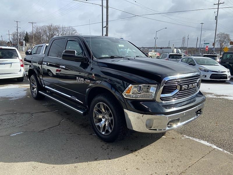 RAM 1500 Longhorn Crew Cab SWB 4WD 2017