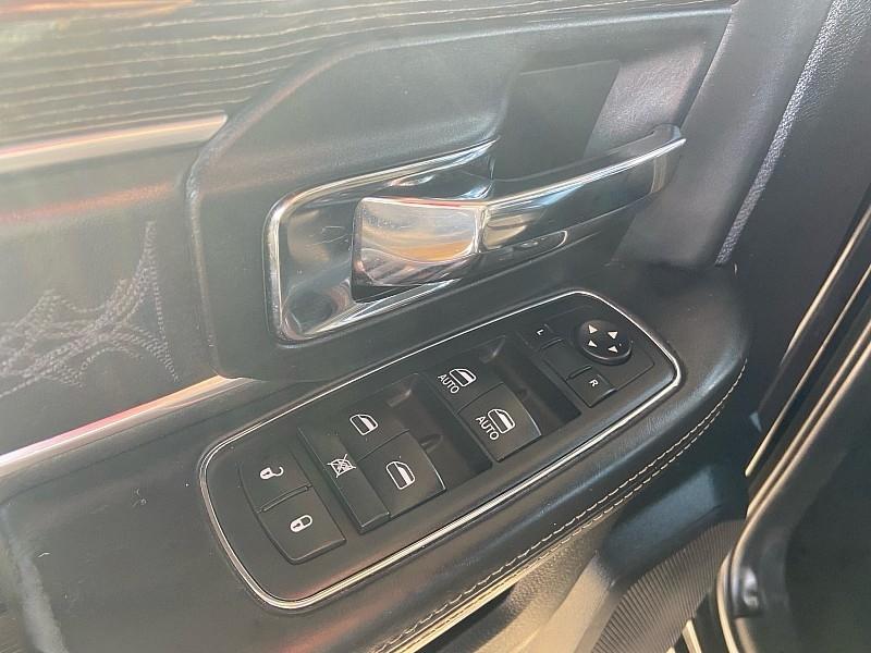 RAM 1500 Longhorn Crew Cab SWB 4WD 2017