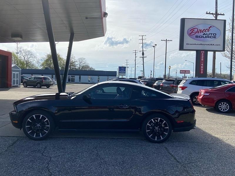 2011 Ford Mustang V6 Coupe