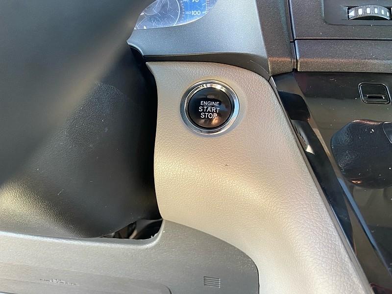 Toyota Sienna Limited Premium 7-Passenger 2017