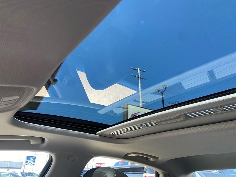 Audi A4 2.0T Premium quattro Sedan 2017