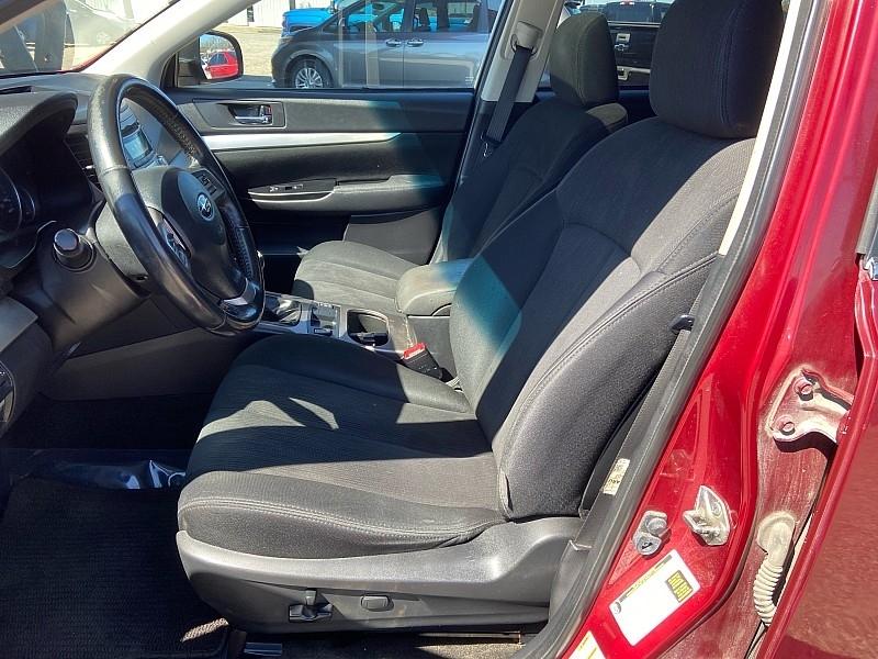 Subaru Outback 2.5i Premium 2013