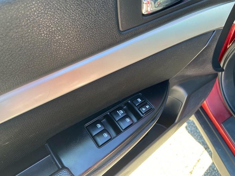 Subaru Outback 2.5i Premium 2013