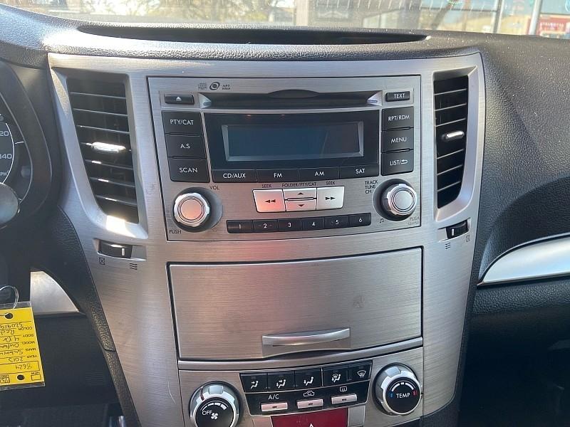 Subaru Outback 2.5i Premium 2013