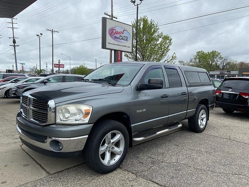 Dodge Ram 1500 SXT Quad Cab 4WD 2008