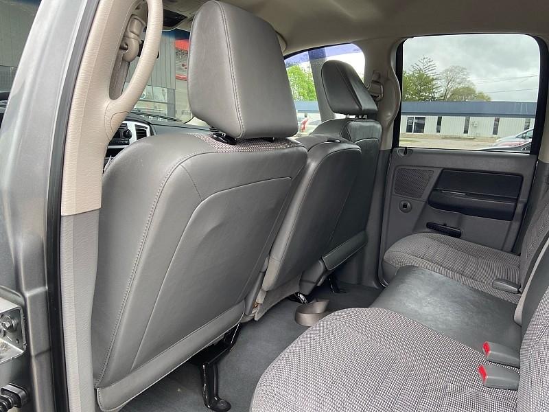 Dodge Ram 1500 SXT Quad Cab 4WD 2008