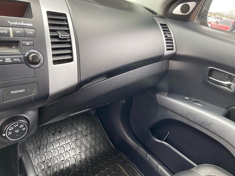 Mitsubishi Outlander SE 4WD 2009