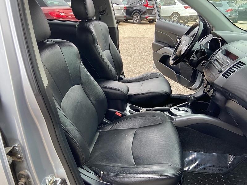 Mitsubishi Outlander SE 4WD 2009