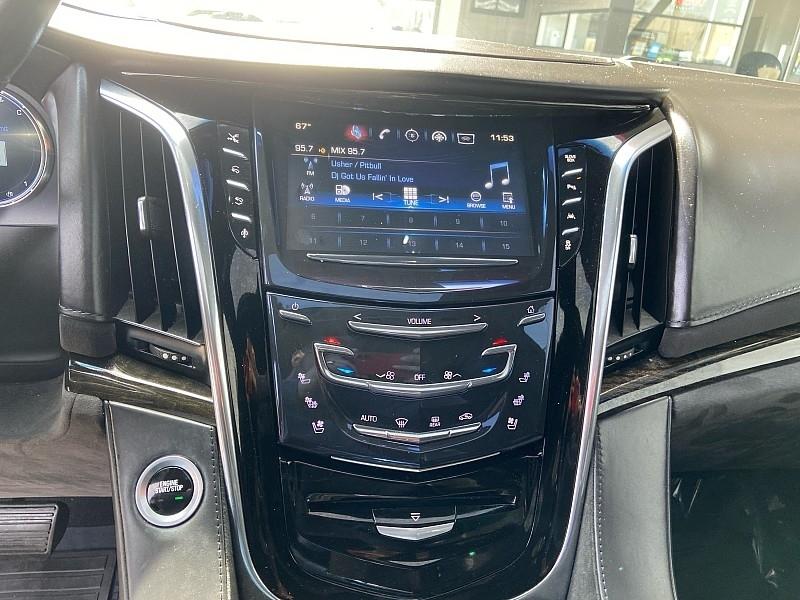 Cadillac Escalade ESV Platinum 4WD 2016