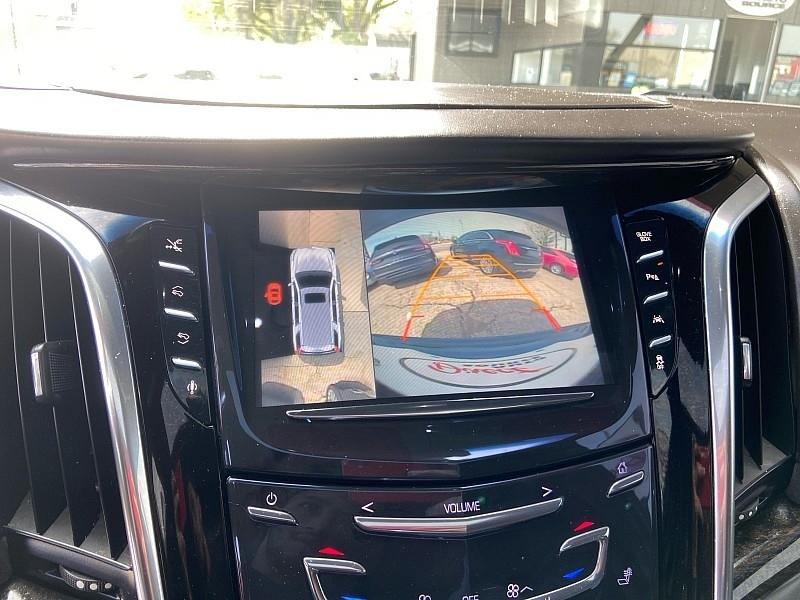 Cadillac Escalade ESV Platinum 4WD 2016