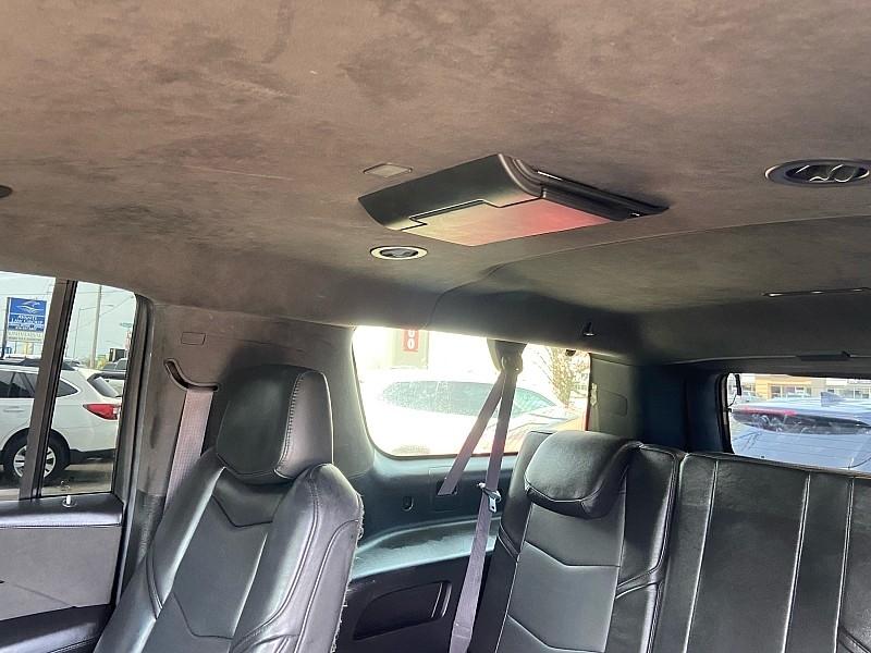 Cadillac Escalade ESV Platinum 4WD 2016