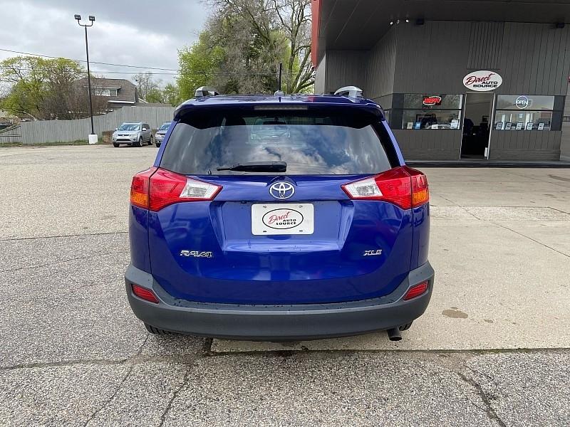 Toyota RAV4 XLE FWD 2014