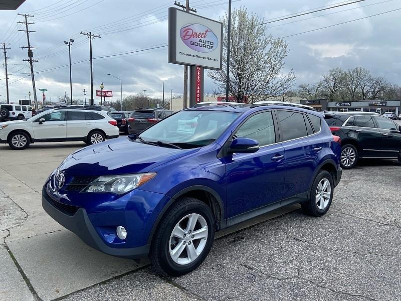 Toyota RAV4 XLE FWD 2014