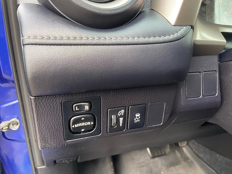 Toyota RAV4 XLE FWD 2014